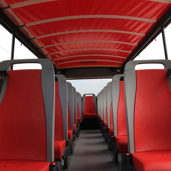 Interni in rosso - Red seats